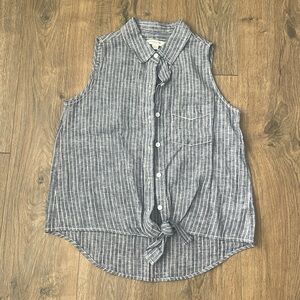 Sleeveless polo shirt